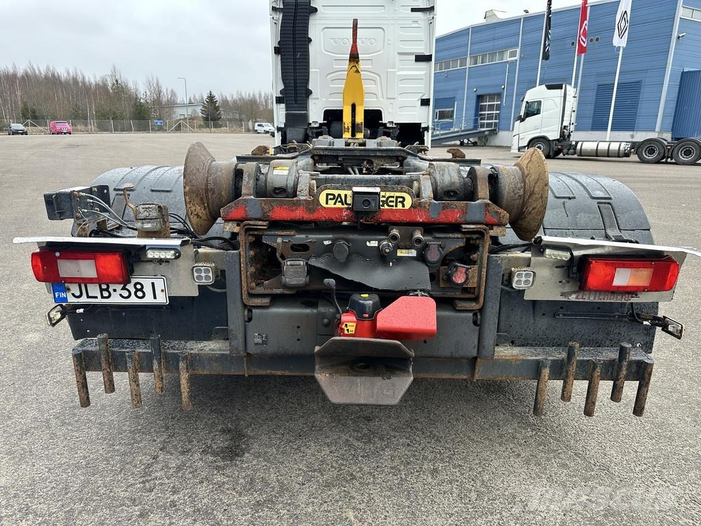 Volvo FH SIISTI KOUKKU VOLVO Kroghejs