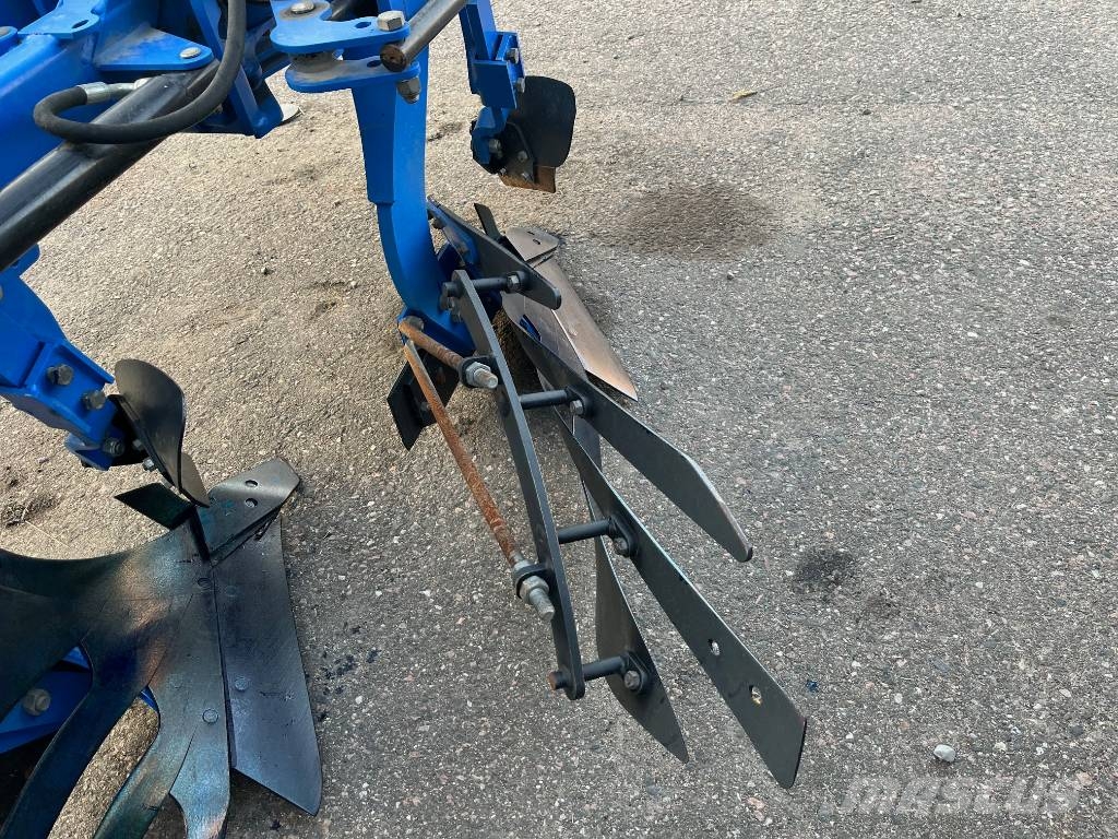 New Holland PXVH 6 Onland Paluuaurat