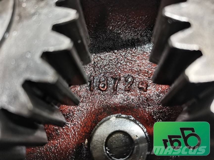 Massey Ferguson 965 Final Drive Transmission