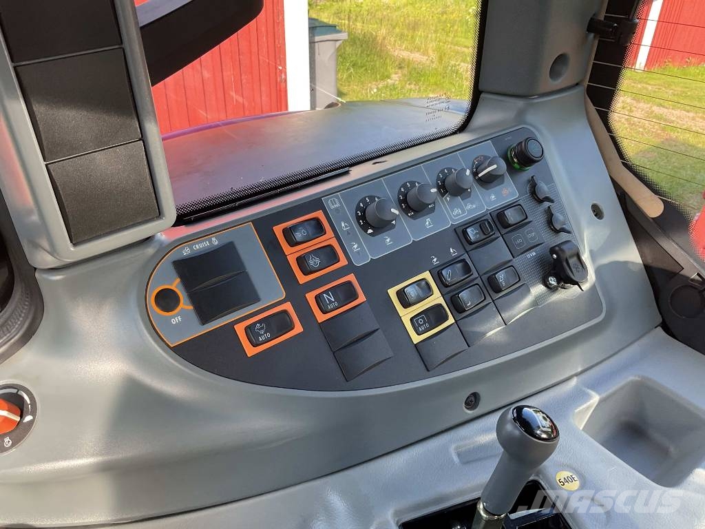 Valtra N103 HiTech 5 Tratores Agrícolas usados