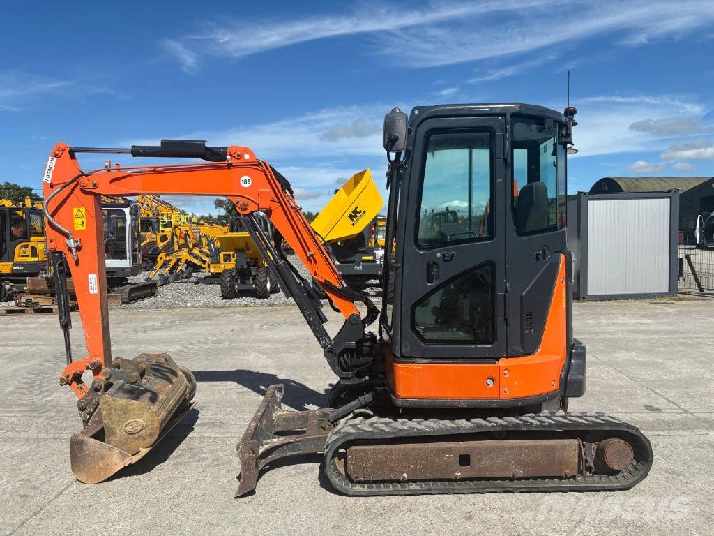 Hitachi ZX33U-6 CLR Miniexcavadoras