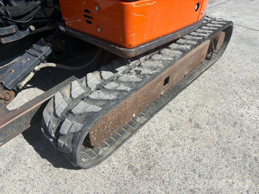 Hitachi ZX33U-6 CLR Miniexcavadoras