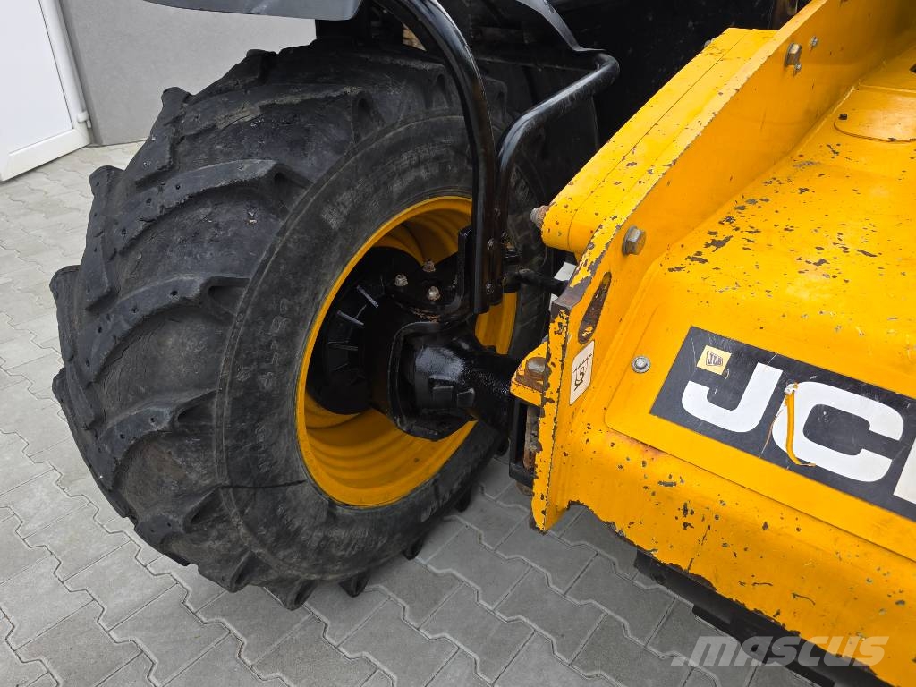 JCB 535-95 伸缩臂叉装车|叉装车