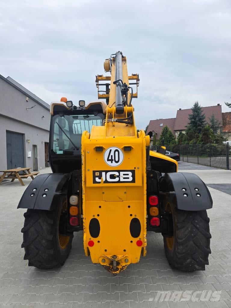 JCB 535-95 伸缩臂叉装车|叉装车