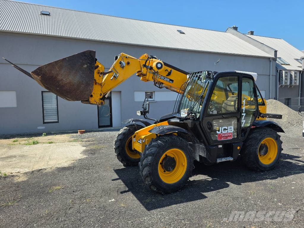 JCB 535-95 伸缩臂叉装车|叉装车