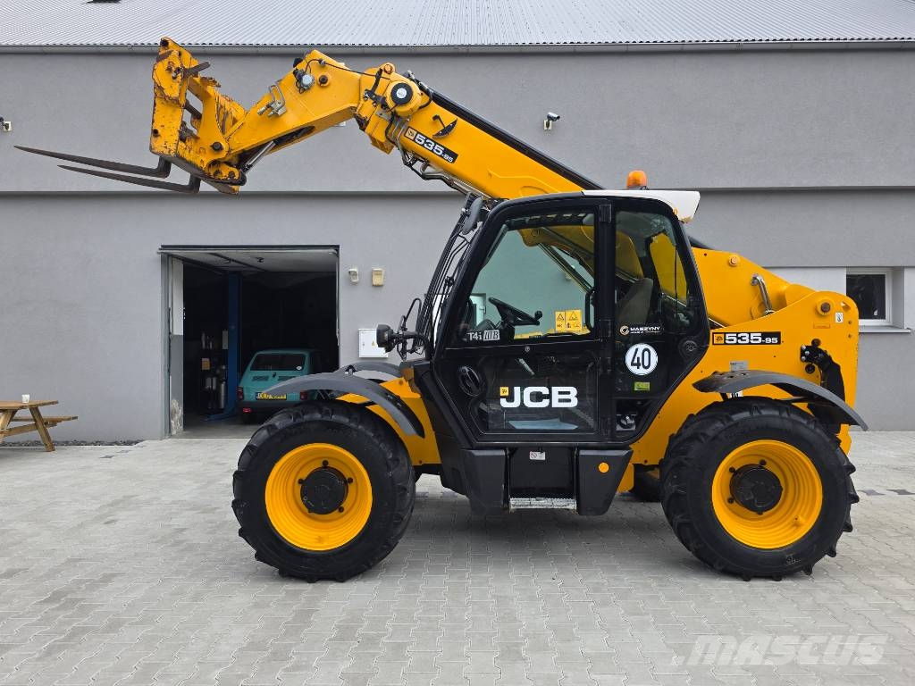 JCB 535-95 伸缩臂叉装车|叉装车