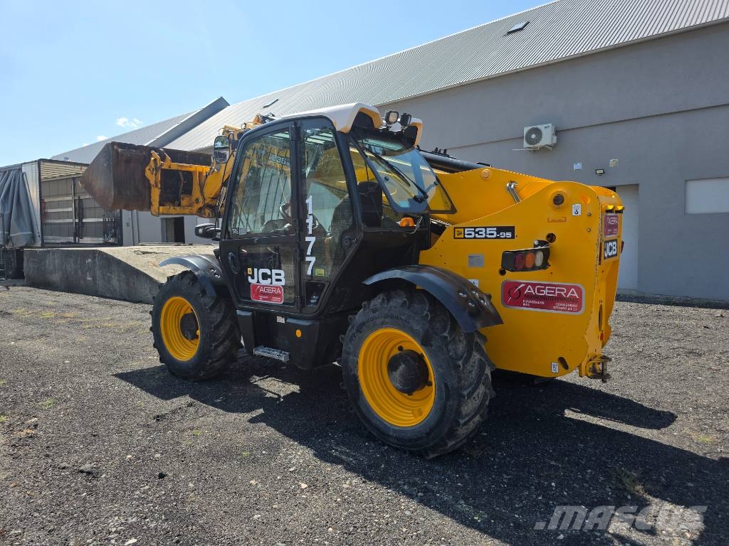 JCB 535-95 伸缩臂叉装车|叉装车