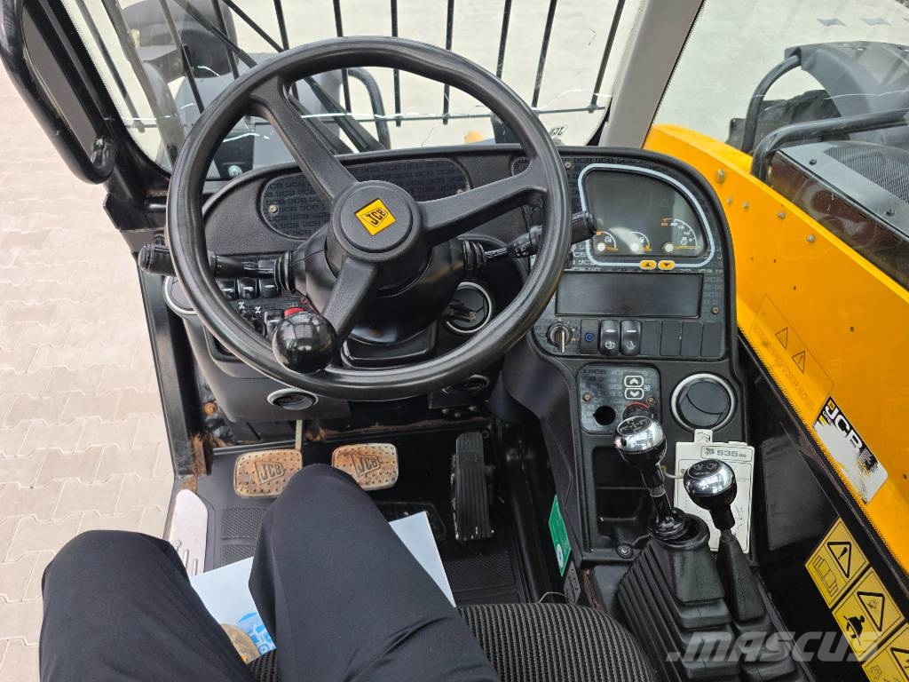 JCB 535-95 伸缩臂叉装车|叉装车