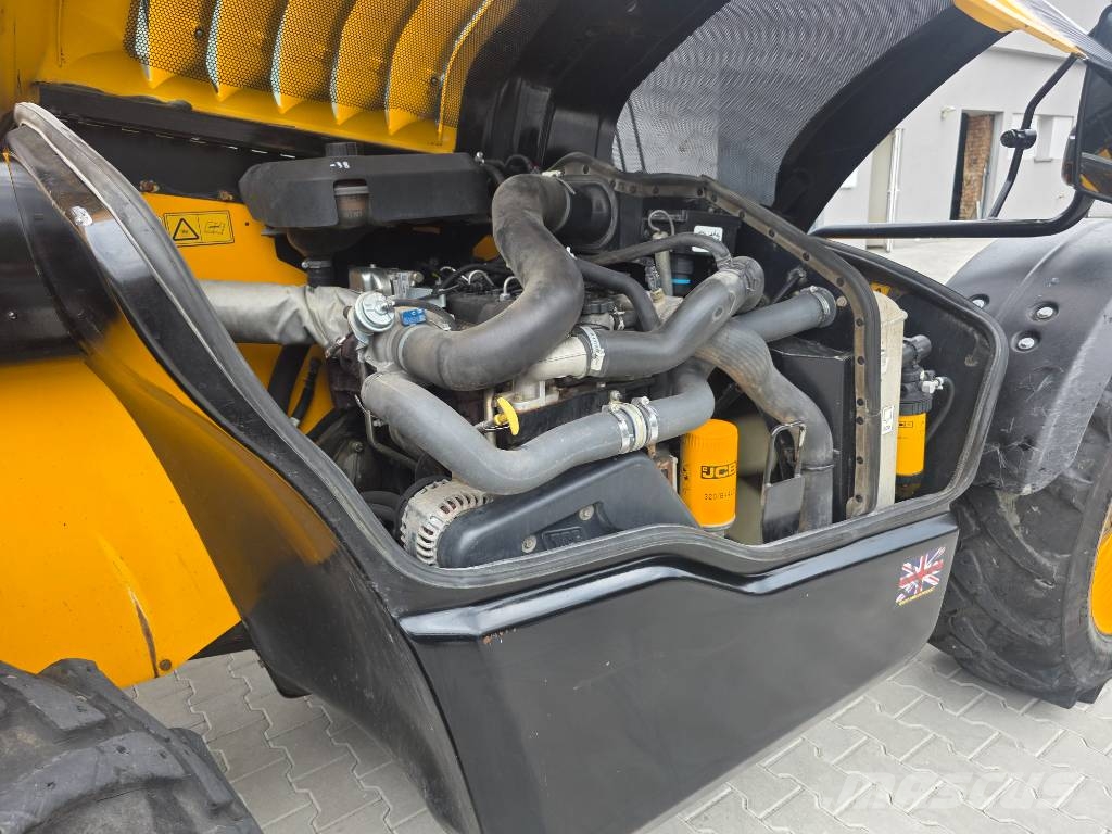 JCB 535-95 伸缩臂叉装车|叉装车