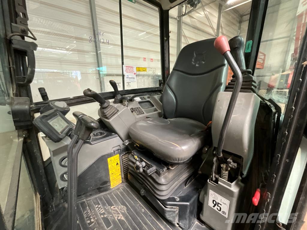 Bobcat E 50z Mini kotrók < 7t