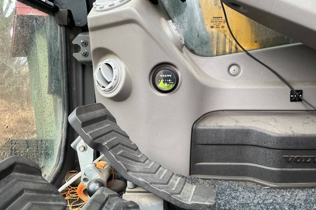 Volvo ECR 145 EL Bandgrävare