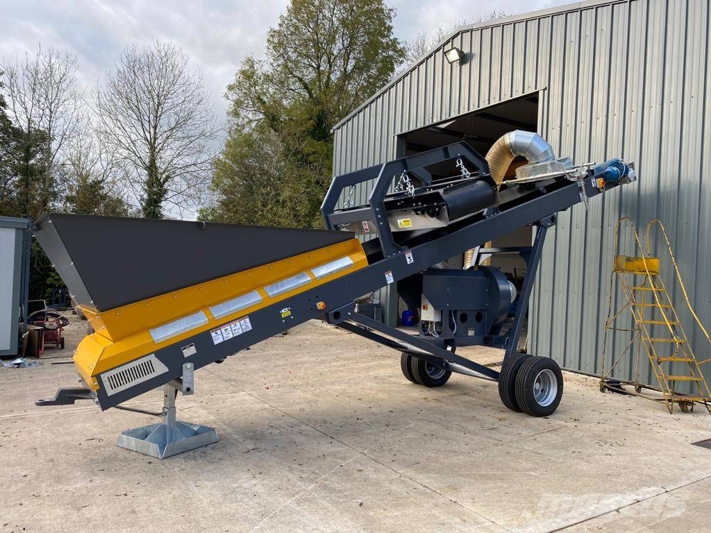 Screenpod AV9 Cleanup Conveyor Waste sorting equipment