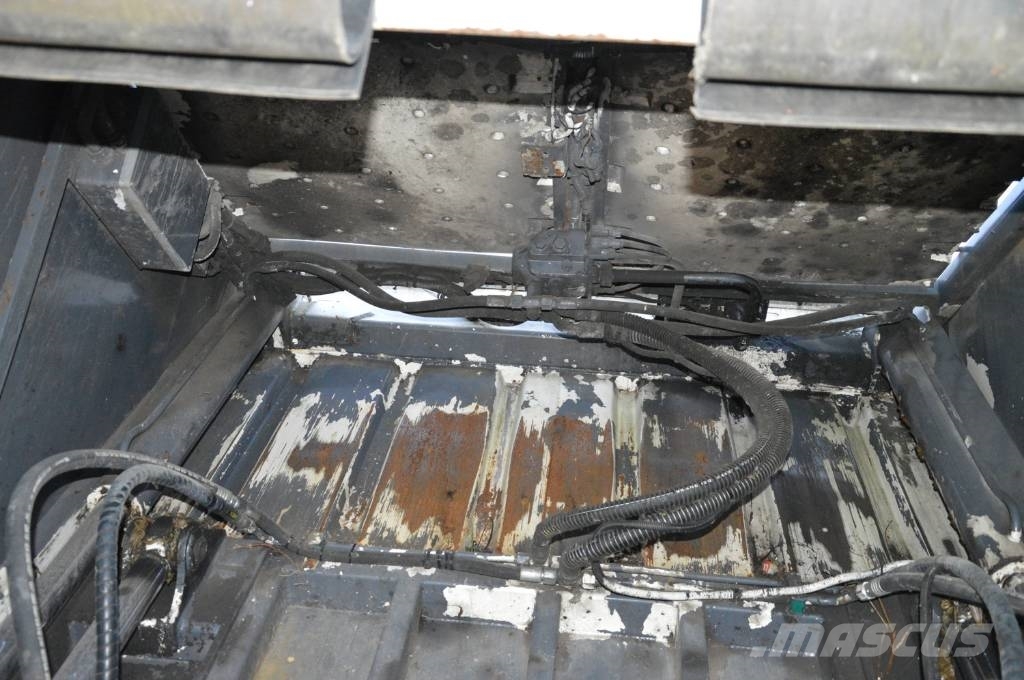 Iveco EuroTech 240E26 Garbage truck Eurovoire CRoss 18m3 Otros camiones