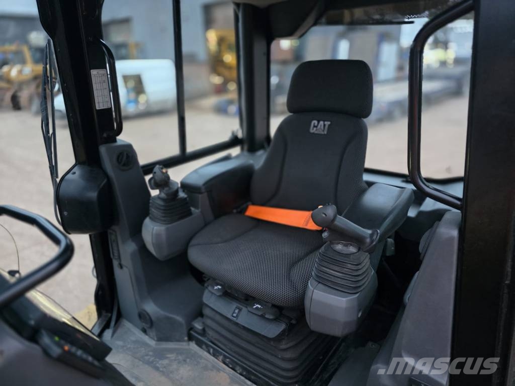 CAT D 3 LGP Buldožeri guseničari