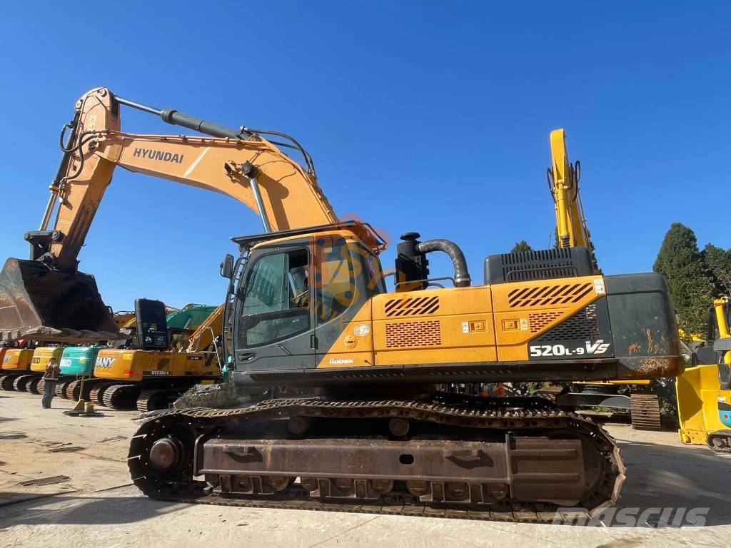 Hyundai 520 Kāpurķēžu ekskavatori