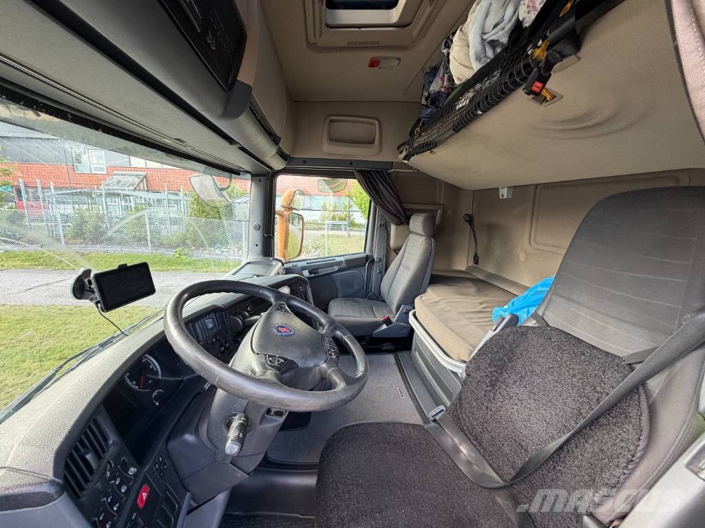 Scania R 410 Vetopöytäautot