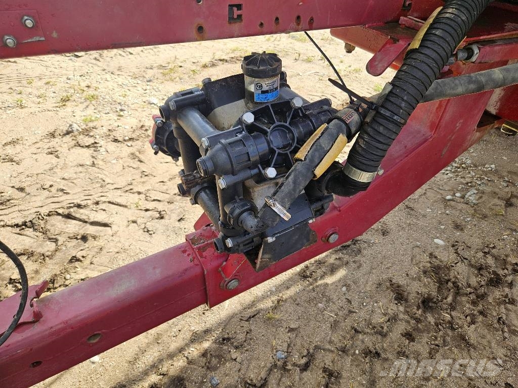 Hardi Commander 2800 Prikabinami purkštuvai