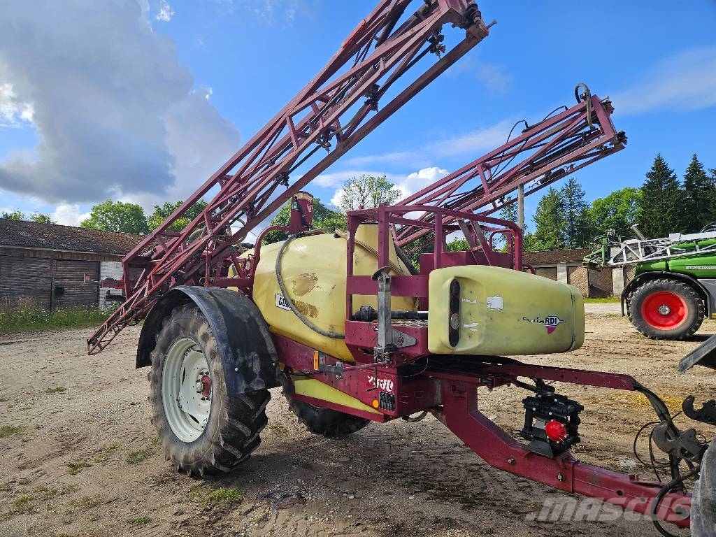 Hardi Commander 2800 Prikabinami purkštuvai