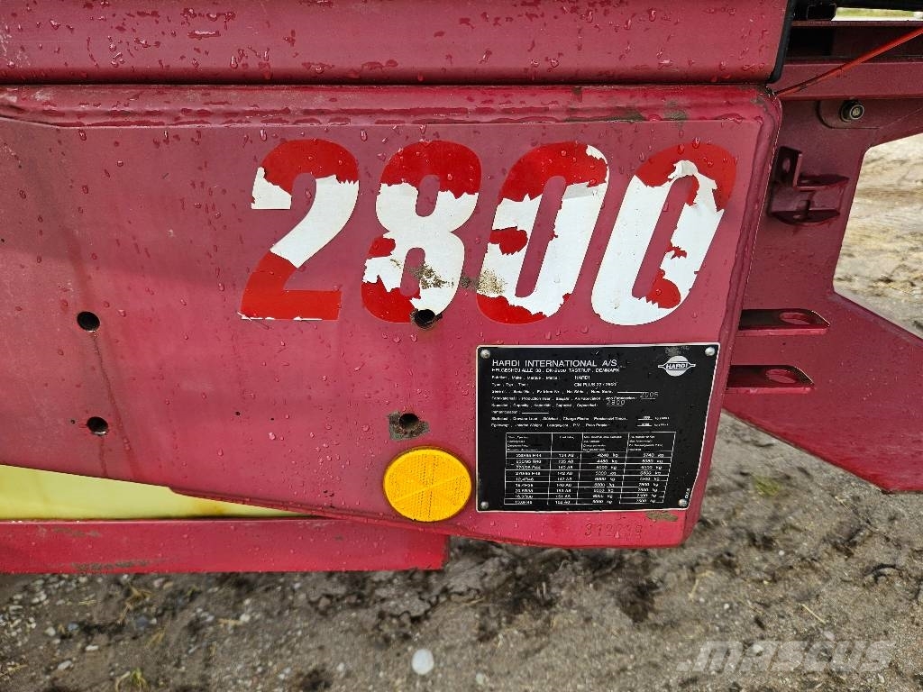 Hardi Commander 2800 Prikabinami purkštuvai