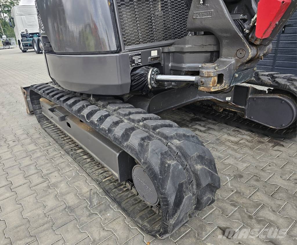 Volvo ECR88D Midi bagri 7t – 12t