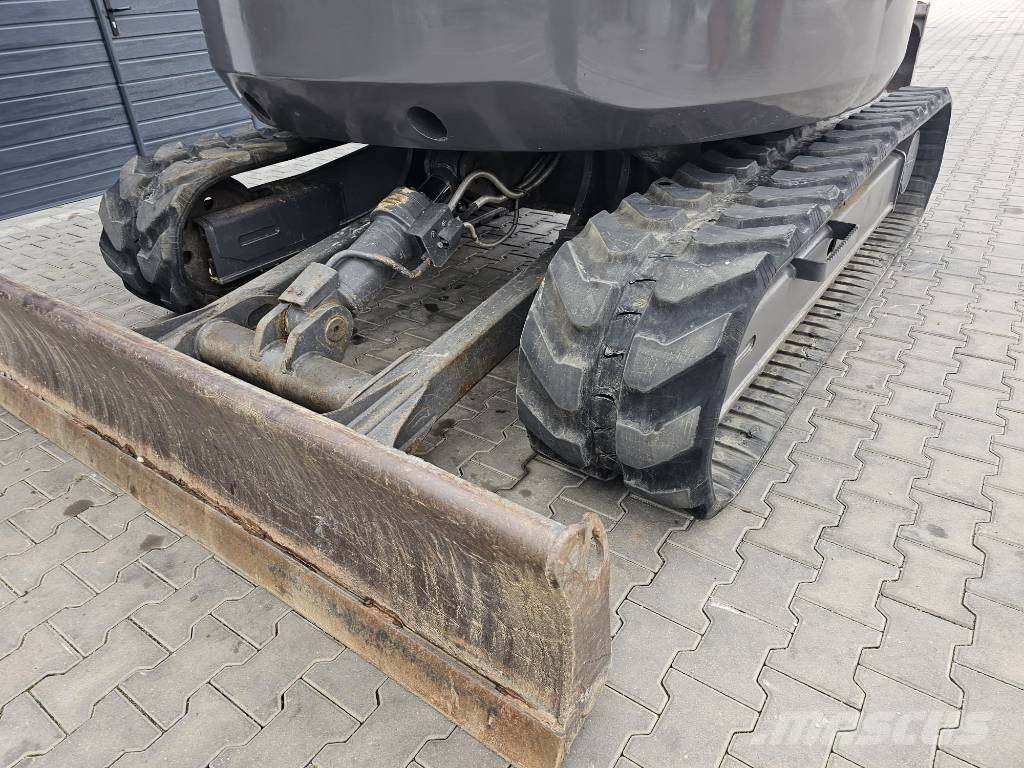 Volvo ECR88D Midi bagri 7t – 12t