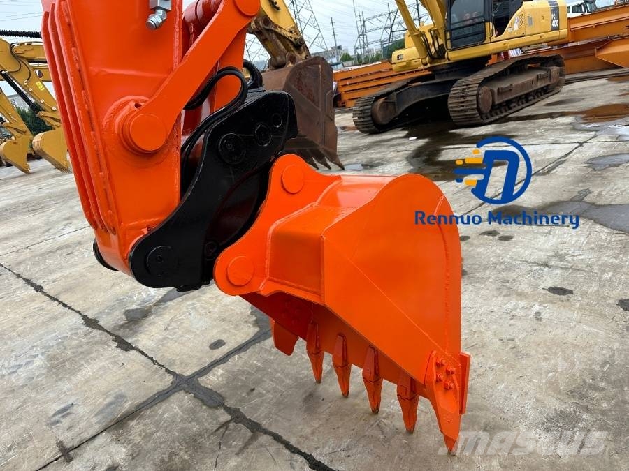 Doosan 150 轮式挖掘机