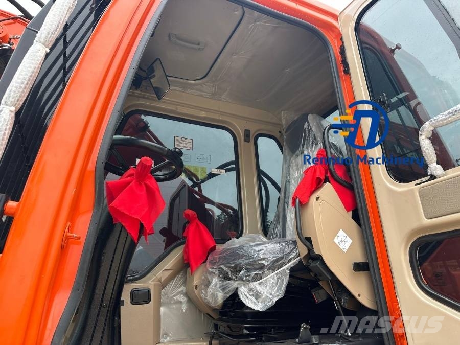 Doosan 150 轮式挖掘机