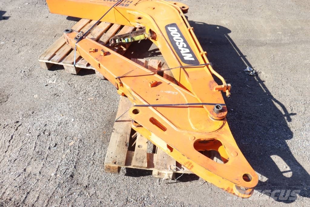 Doosan DX 60 R Booms og dippers
