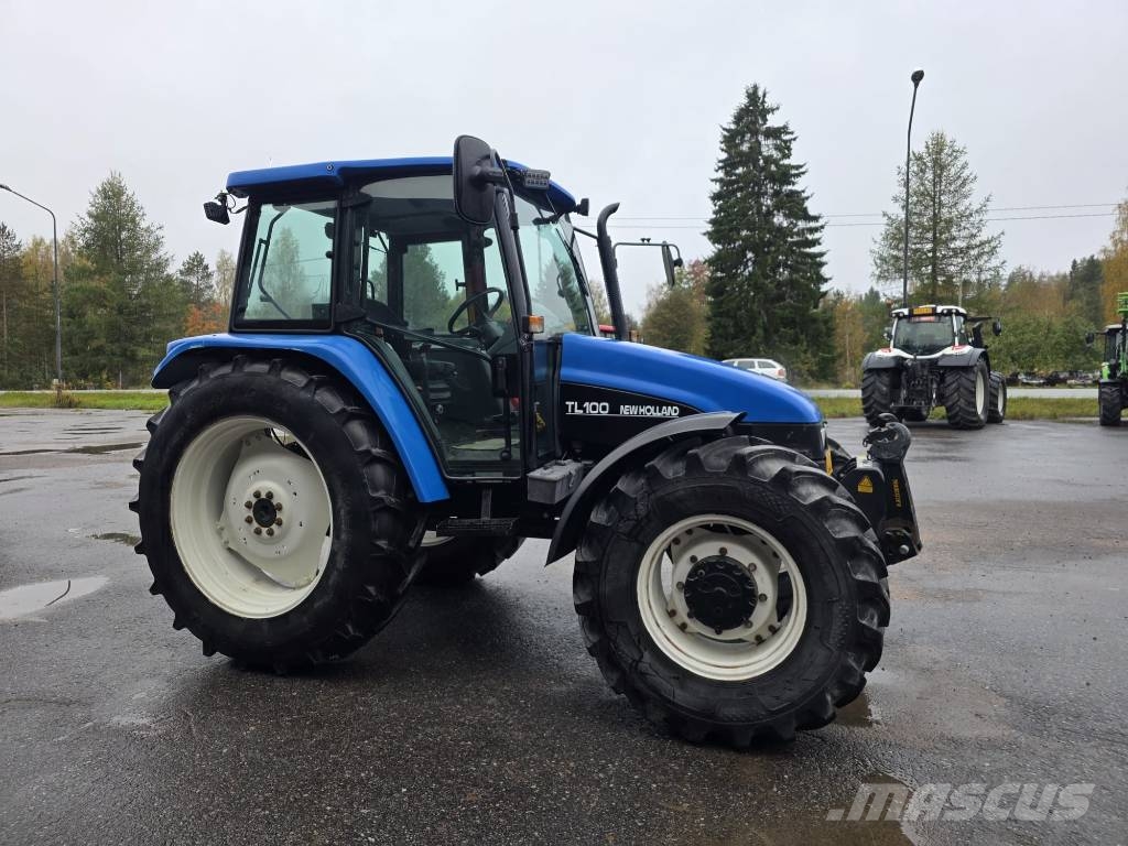 New Holland TL 100 Traktorok