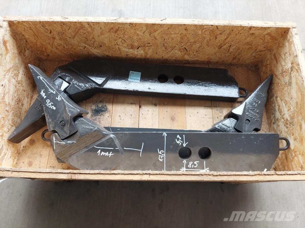 New Holland shank ripper 47716699 Верижни булдозери
