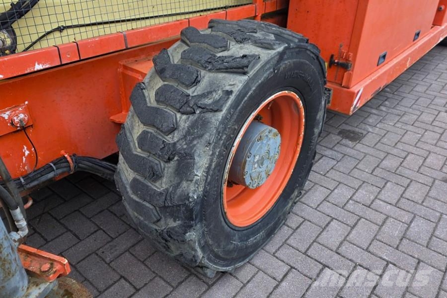 Holland Lift G-300DL30/S Diesel, 4x4x4 Drive, 33.5m Working Hei 剪叉式升降机