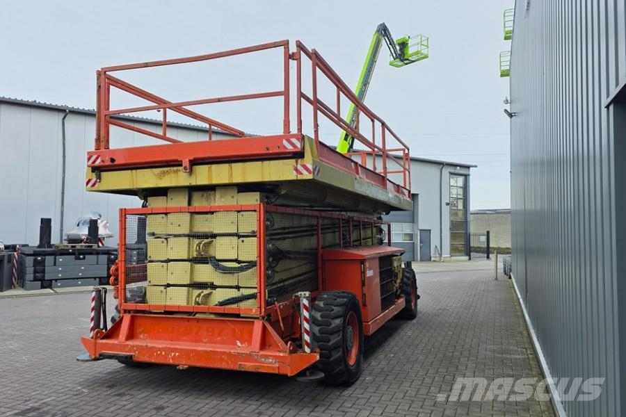 Holland Lift G-300DL30/S Diesel, 4x4x4 Drive, 33.5m Working Hei 剪叉式升降机