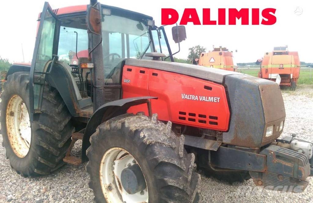 Valtra Valmet 8450 الجرارات