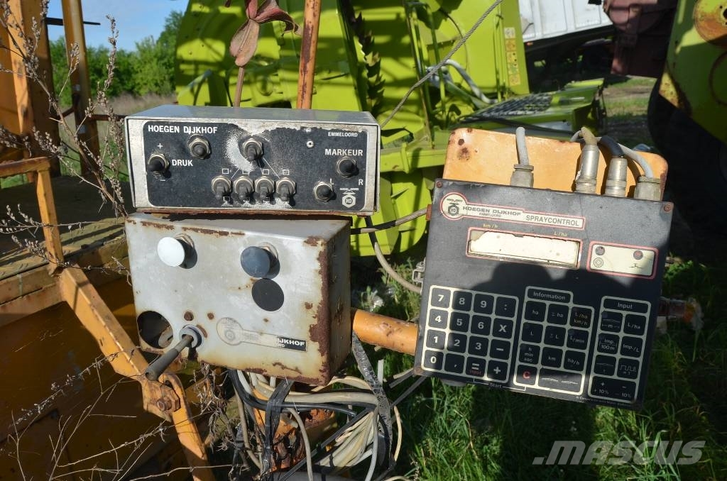  HD 4000 Причіпні обприскувачі