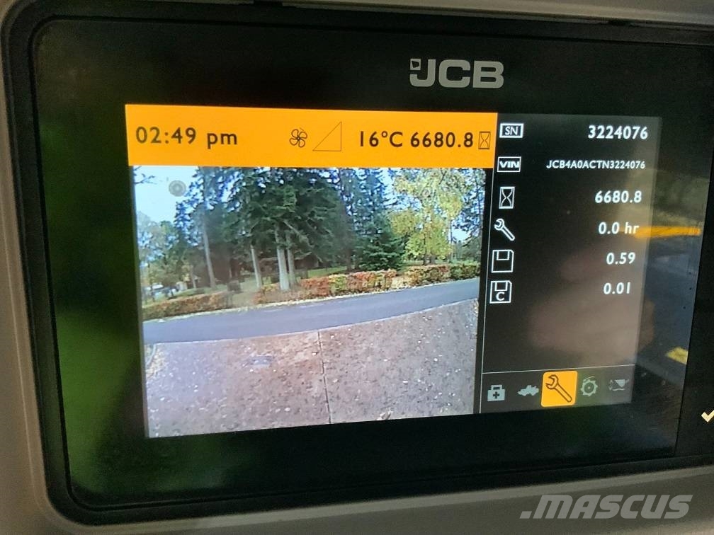 JCB 457 HT Kolesni nakladalci