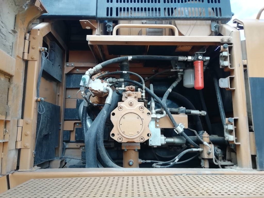 CAT 390 D L ME Raupenbagger
