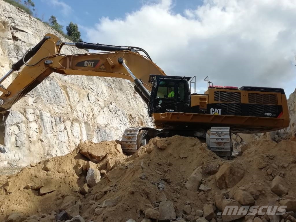 CAT 390 D L ME Raupenbagger