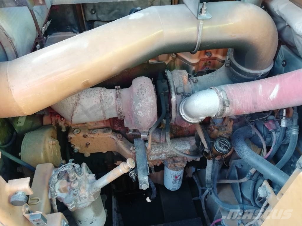 CAT 390 D L ME Raupenbagger