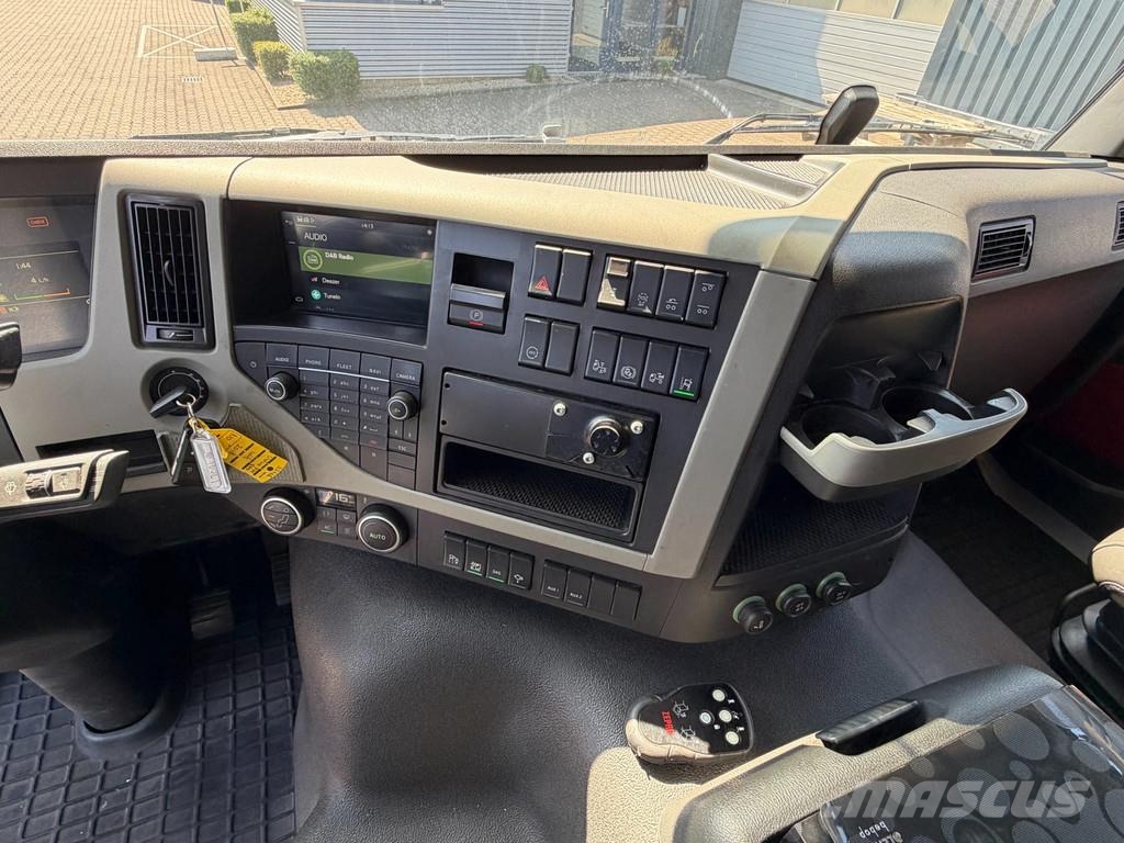 Volvo FM 500 6x2*4 Carrier TRS Iceland Retarder *473 Tkm شاحنات بدرجة حرارة قابلة للضبط