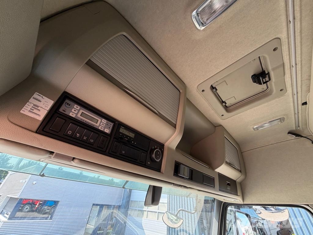 Volvo FM 500 6x2*4 Carrier TRS Iceland Retarder *473 Tkm شاحنات بدرجة حرارة قابلة للضبط