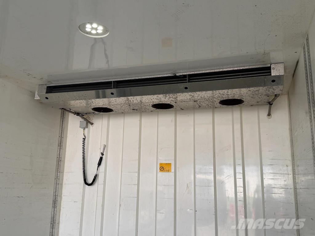 Volvo FM 500 6x2*4 Carrier TRS Iceland Retarder *473 Tkm شاحنات بدرجة حرارة قابلة للضبط