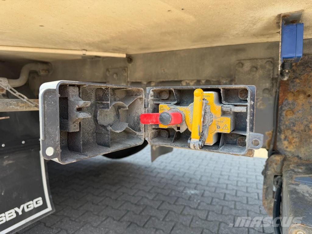 Volvo FM 500 6x2*4 Carrier TRS Iceland Retarder *473 Tkm شاحنات بدرجة حرارة قابلة للضبط