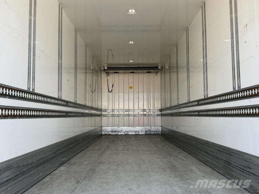 Volvo FM 500 6x2*4 Carrier TRS Iceland Retarder *473 Tkm شاحنات بدرجة حرارة قابلة للضبط