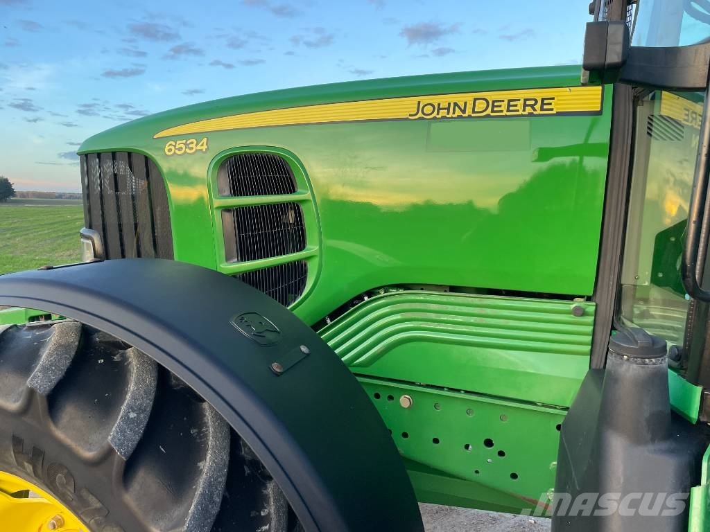 John Deere 6534 Traktori