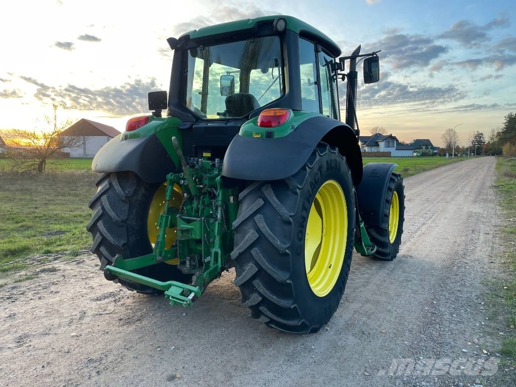 John Deere 6534 Traktori