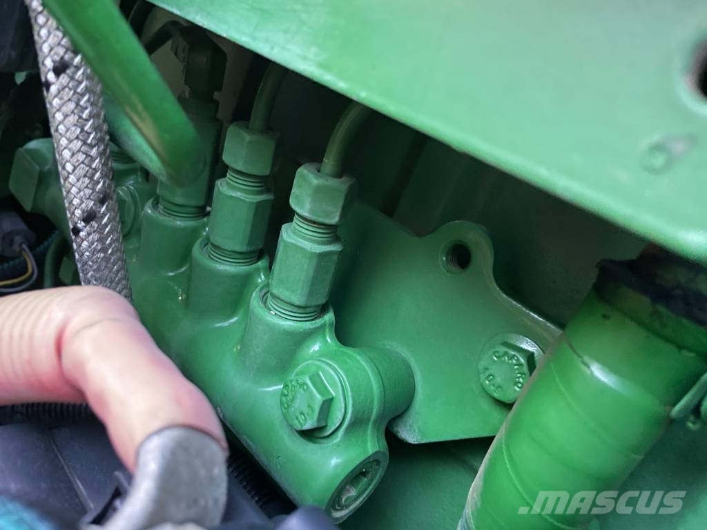 John Deere 6534 Traktori