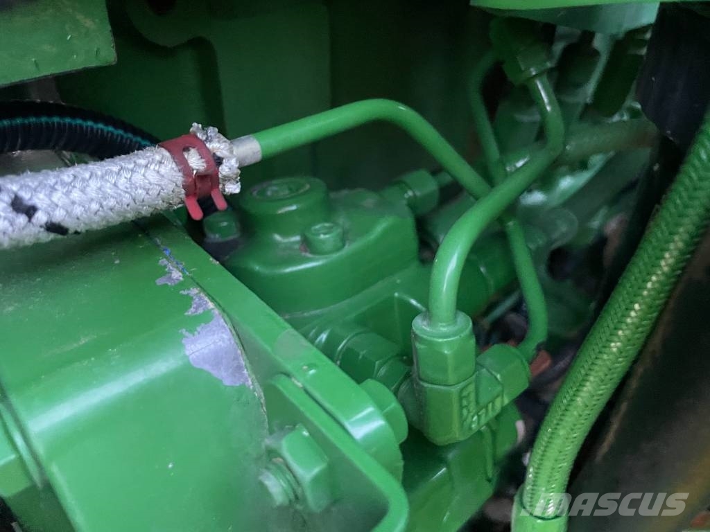 John Deere 6534 Traktori