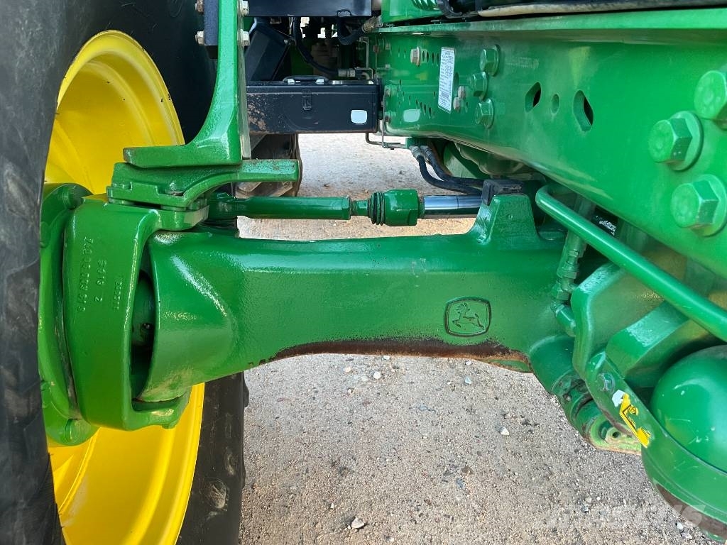 John Deere 6534 Traktori