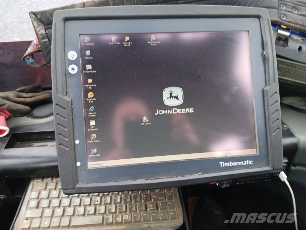 John Deere 810E Bergingsbiler