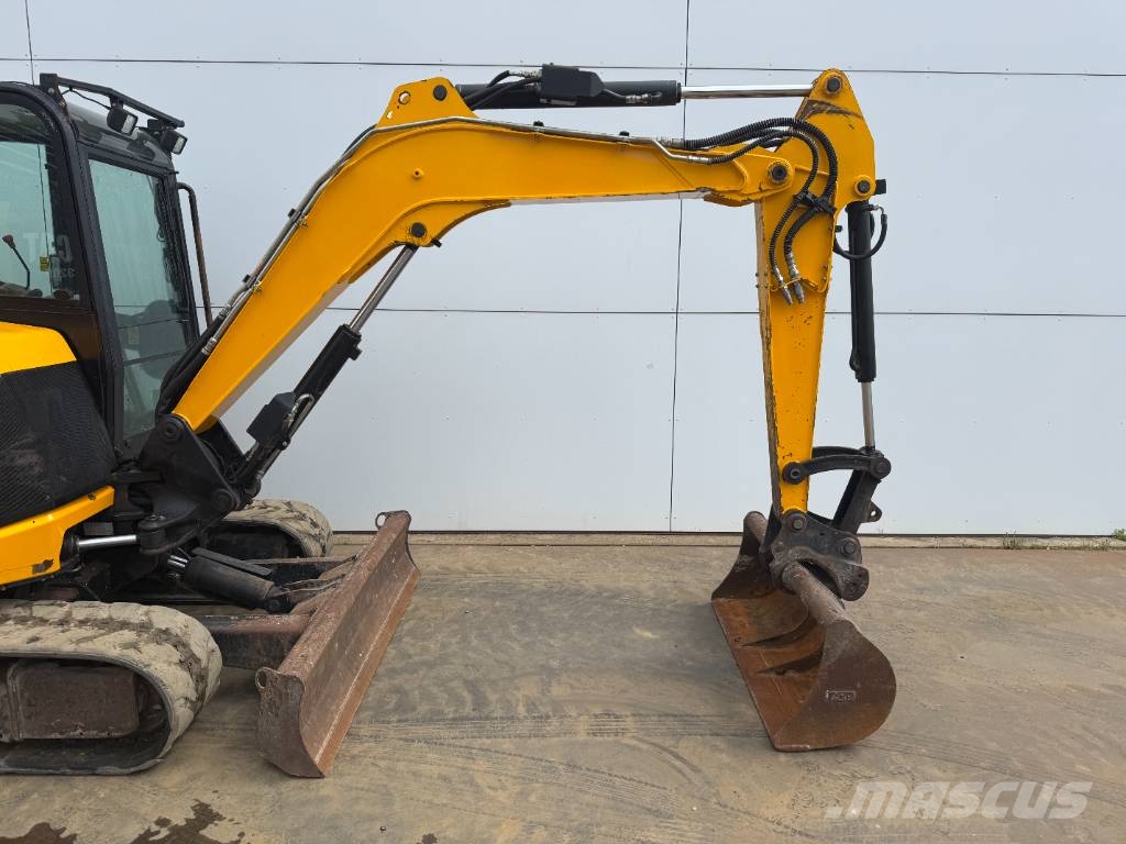 JCB 48Z-1 - Hammer Lines / Quick Coupler Miniexcavadoras